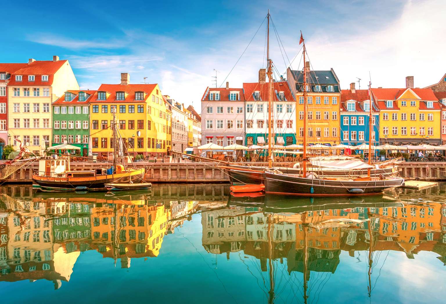 Boats line the quayside in Nyhavn, old town, Copenhagen