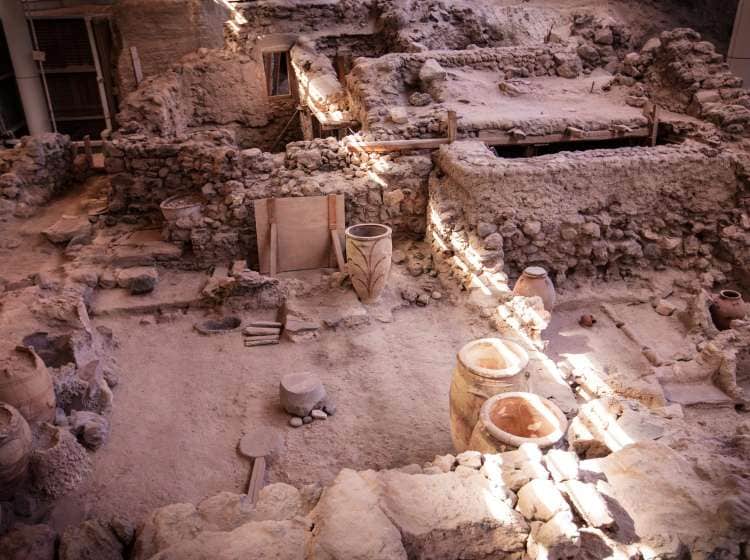 Akrotiri (Greek: ÎÎºÏÏÏÎ®ÏÎ¹, pronounced Greek: 