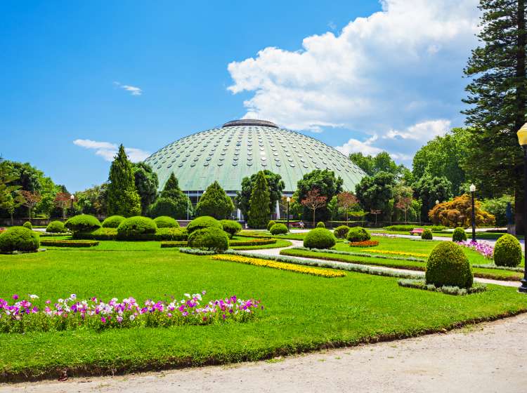 PORTO, PORTUGAL - JULY 02: Jardins do Palacio de Cristal on July 02, 2014 in Porto, Portugal