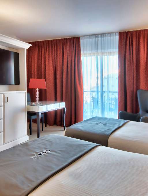 Ax Palace new deluxe room