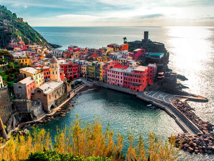 Houses on the harbour in Gran Canaria