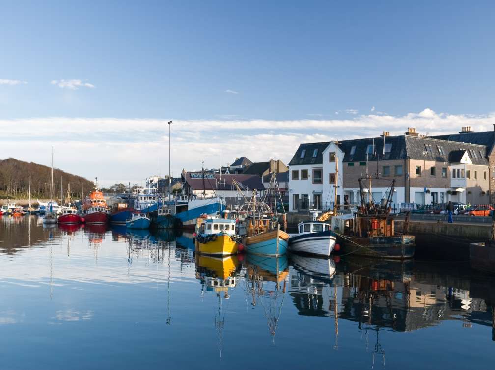  Boats on water