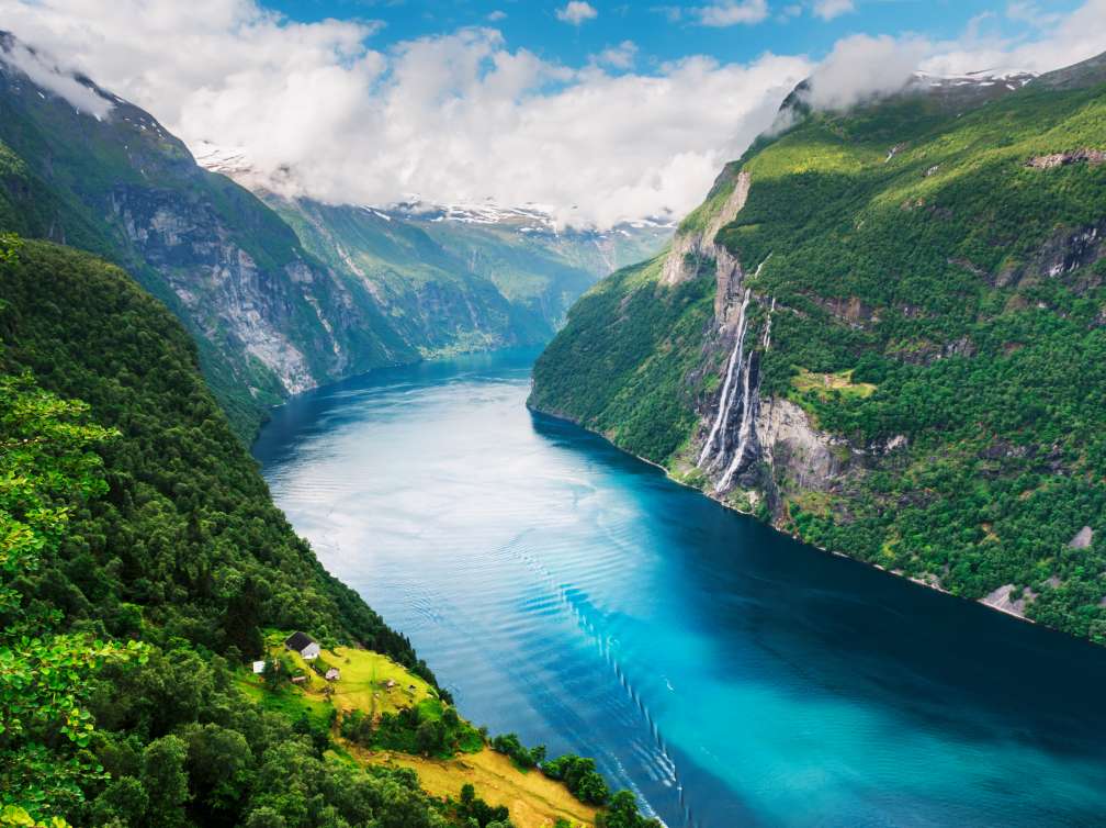Norway & Iceland Cruise Holidays 2024, 2025 & 2026 P&O Cruises