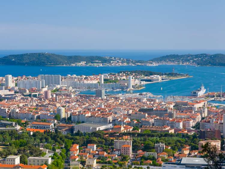 City overlooking the sea