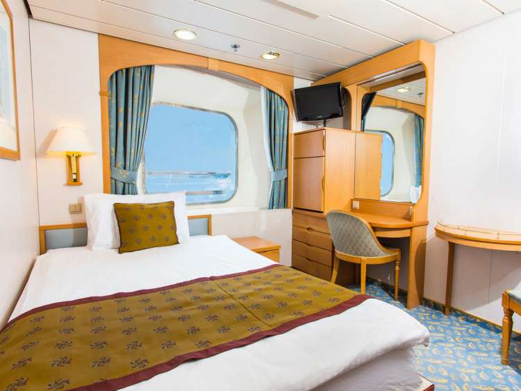 Aurora sea view cabin