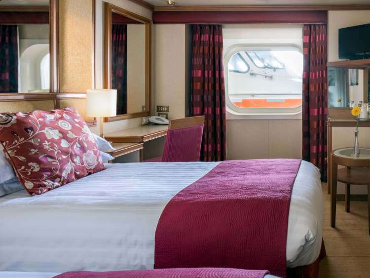 Azura, P+O cruise ship, Southampton