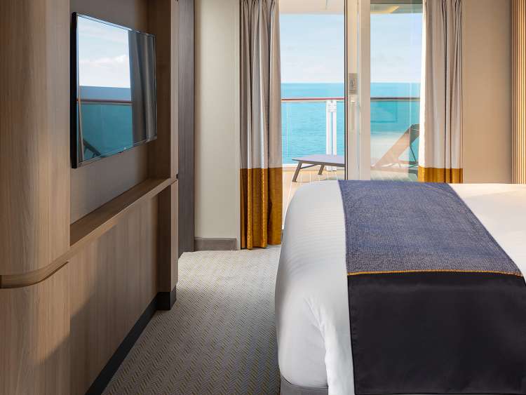 Large suite cabin