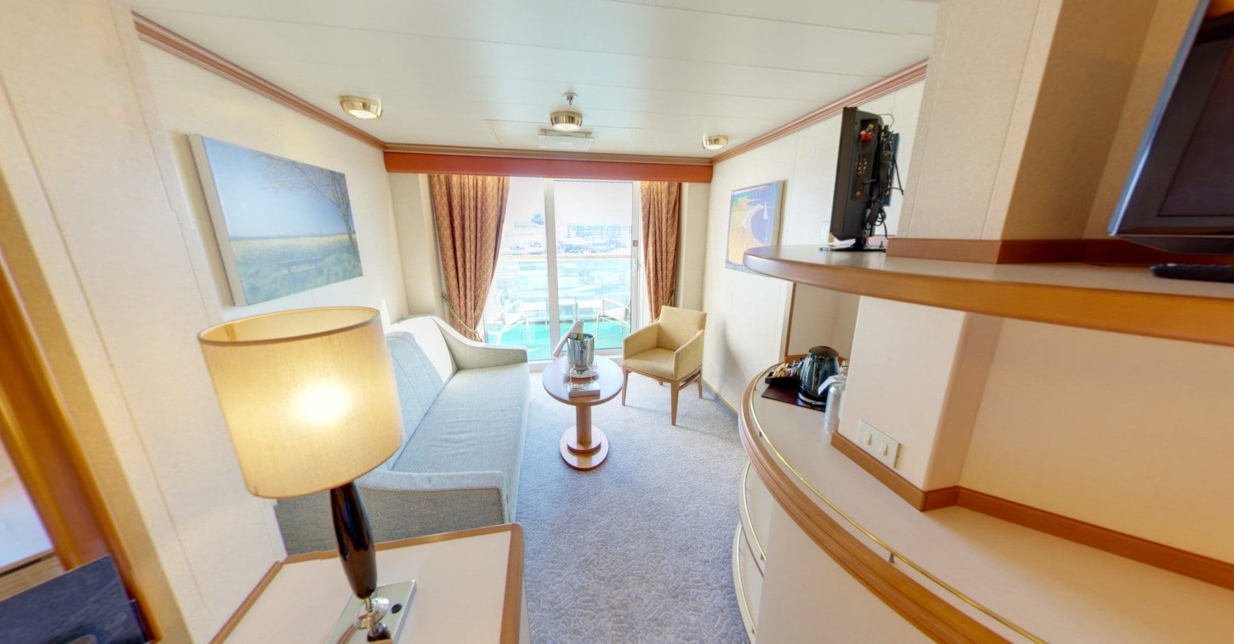 Superior Deluxe Balcony cabin