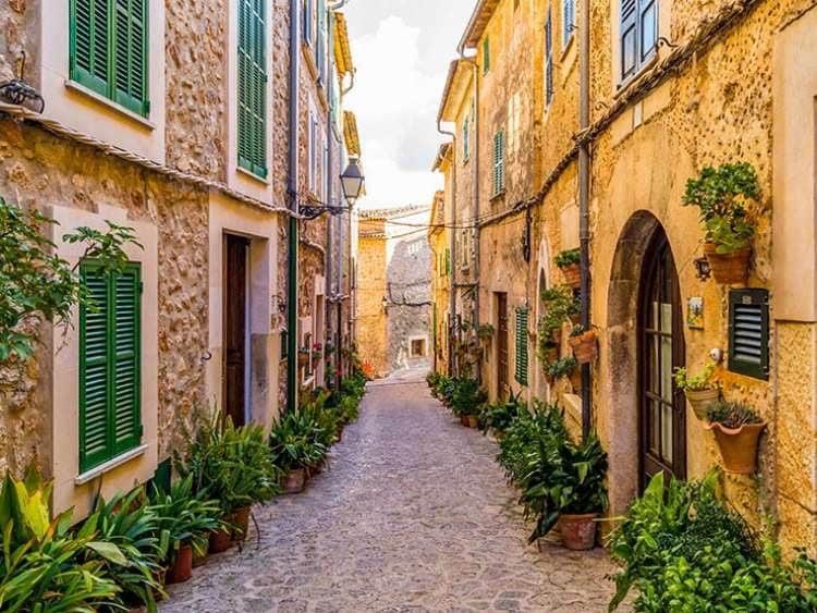 Cobbled streets in Palma de Mallorca