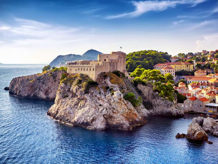 Image of castle on cliffside in Dubrovnik