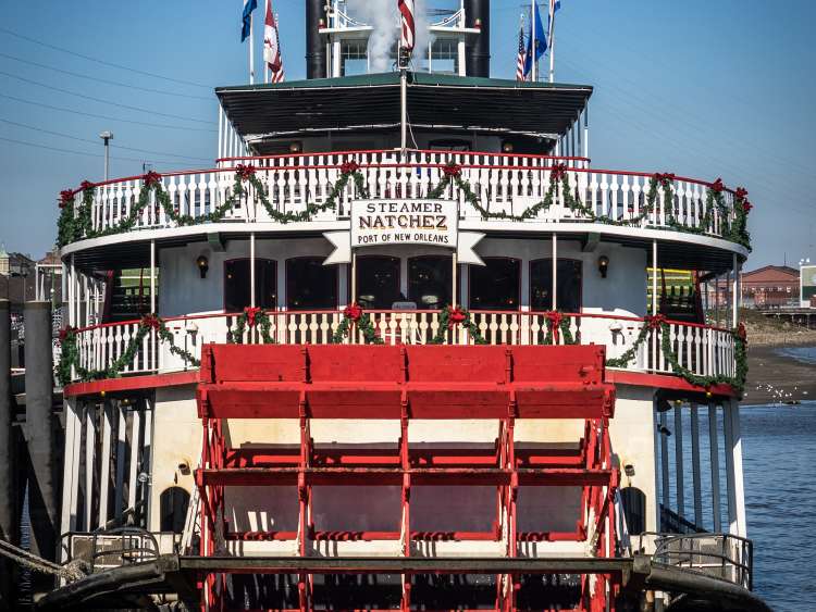 New Orleans steamboat; Steamer Natchez