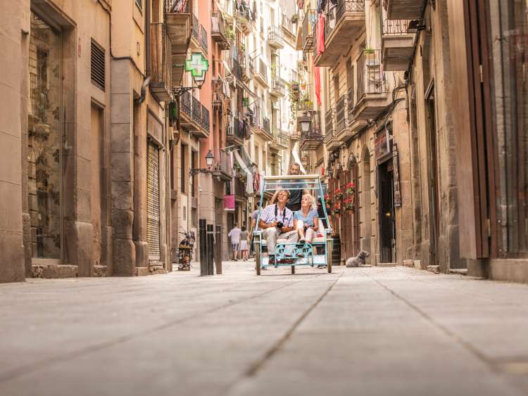 Couple exploring in rickshaw