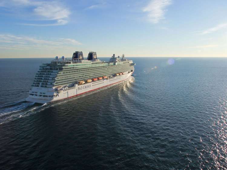 P&O Cruises Ship, Britannia, sailing
