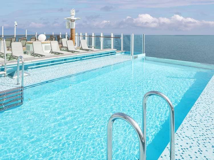What is there to do on a cruise? | P&O Cruises