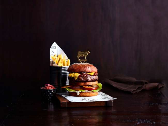 Keel and Cow burger and chips