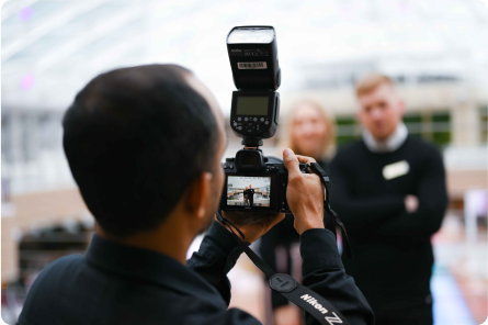 Photographer-couple.png