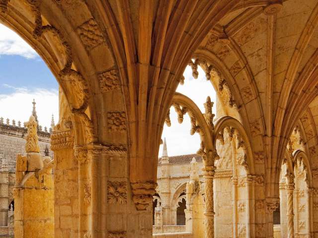 Portugal, Distrito de Lisboa, Lisbon, Belém, Jerónimos Monastery, Cloister