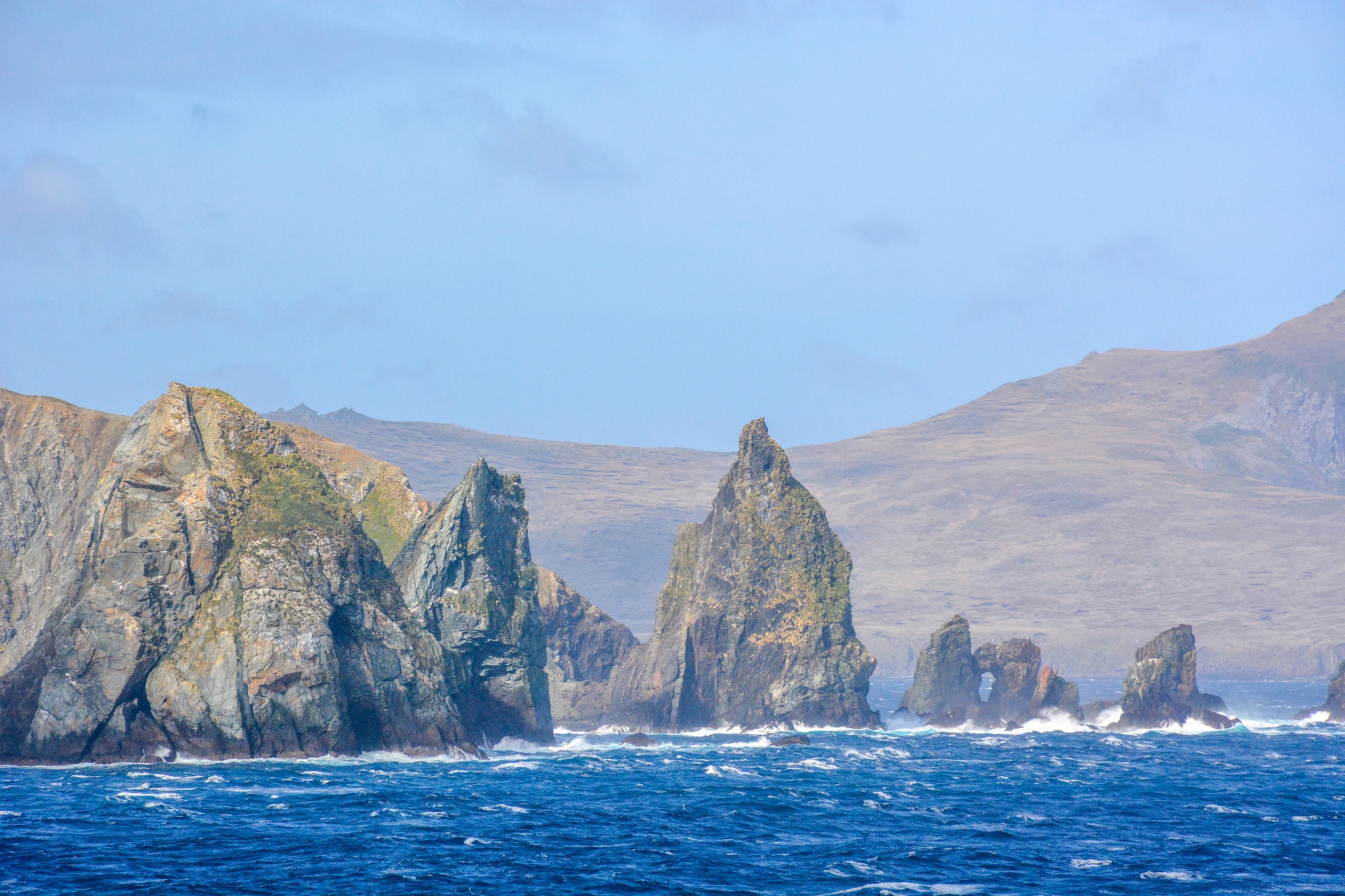 {"metadata_en_GB":{"alt-text":"The beauty of Chile Scenic cruising around Cape Horn, southernmost tip of South America. Panoramic view of Cape Horn, Tierra del Fuego Archipelago, Patagonia, Chile, South America.; Shutterstock ID 1185264325; Invoice Number: -"}}