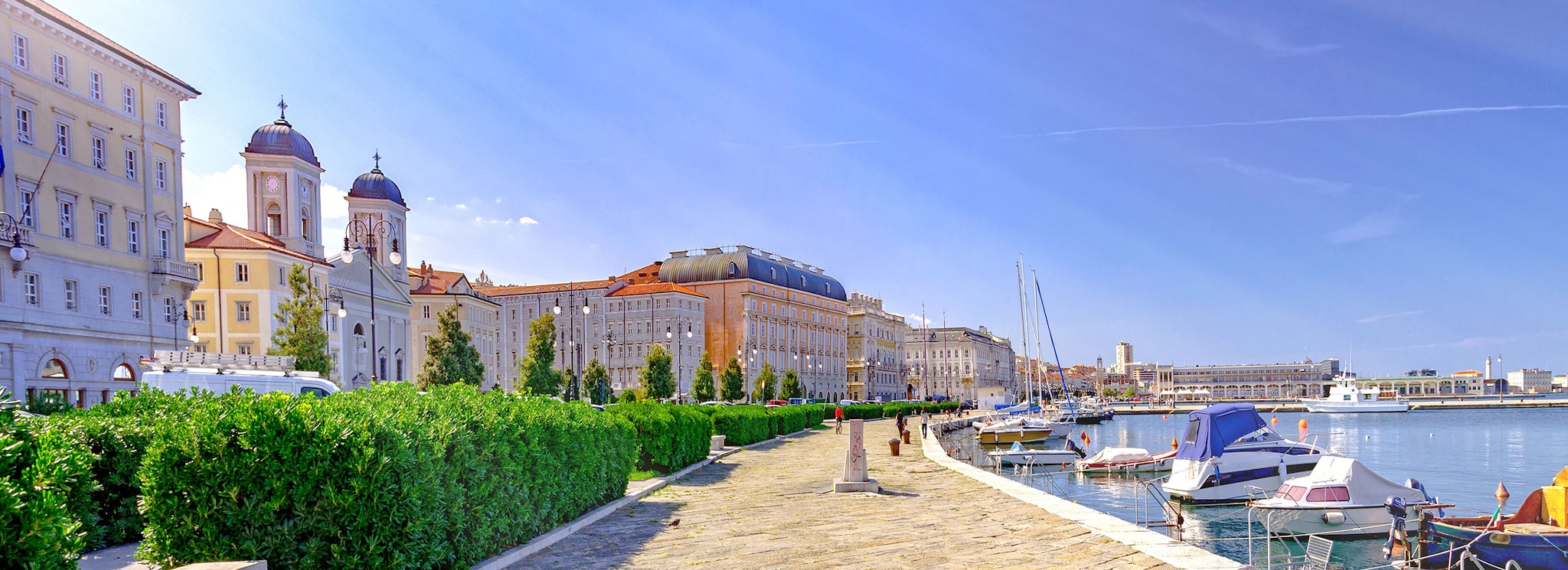 {"metadata_en_GB":{"alt-text":"Small path alongside sea with boats in Trieste, Italy"},"metadata_en_AU":{"alt-text":"Small path alongside sea with boats in Trieste, Italy"}}