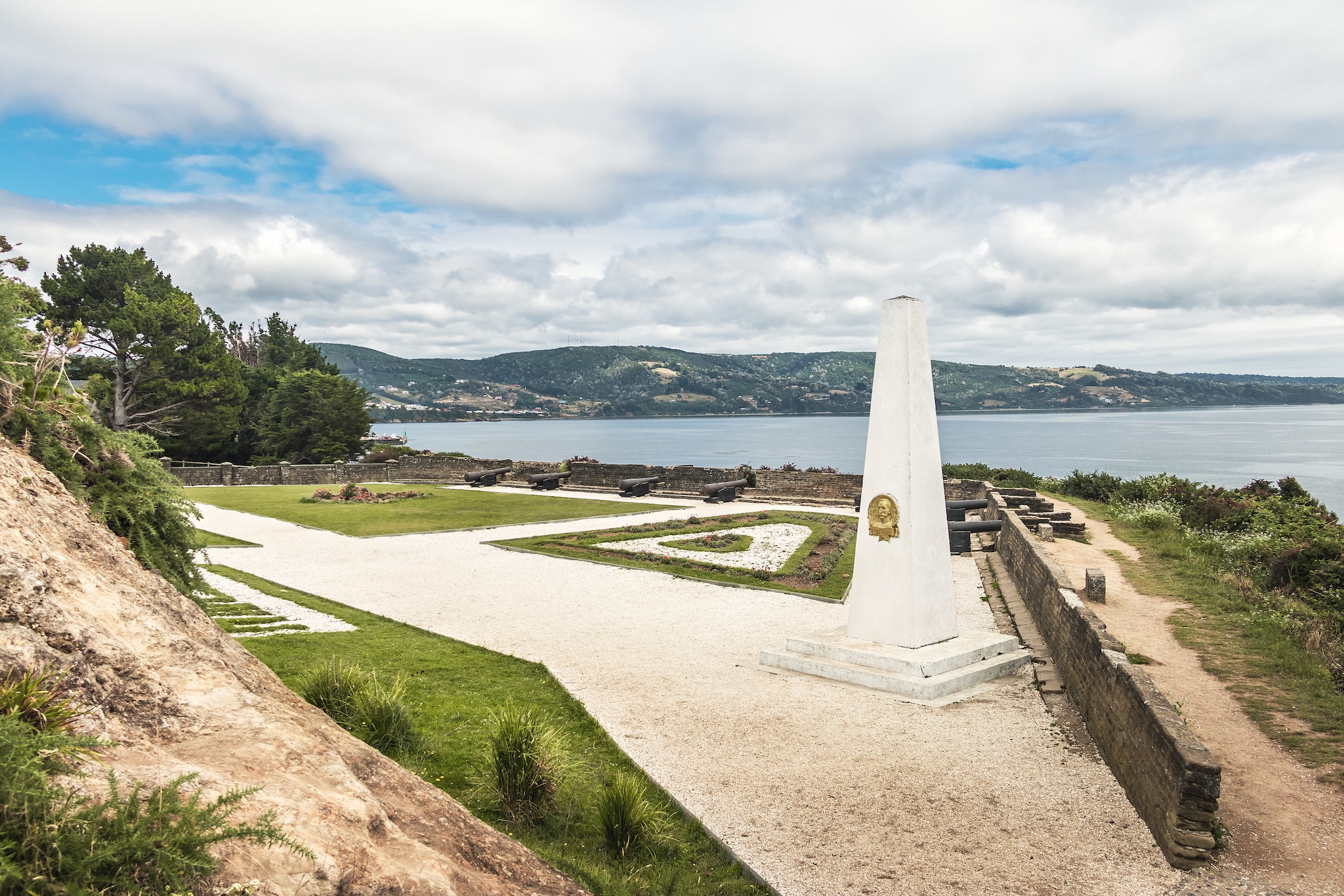 {"metadata_en_GB":{"alt-text":"Battery of San Antonio Fort Ruins - Ancud, Chiloe Island, Chile; Shutterstock ID 1252070740; project: Adobe; job: ; client: ; other: "}}