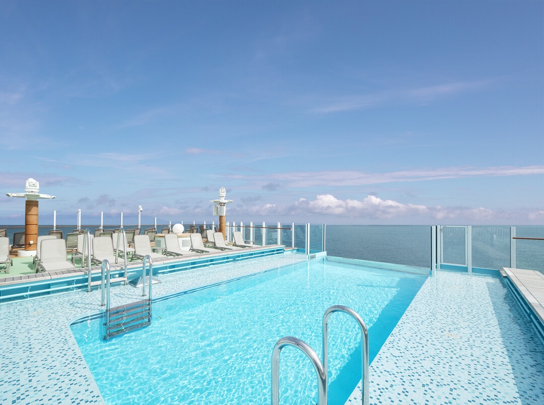 Infinity pool
