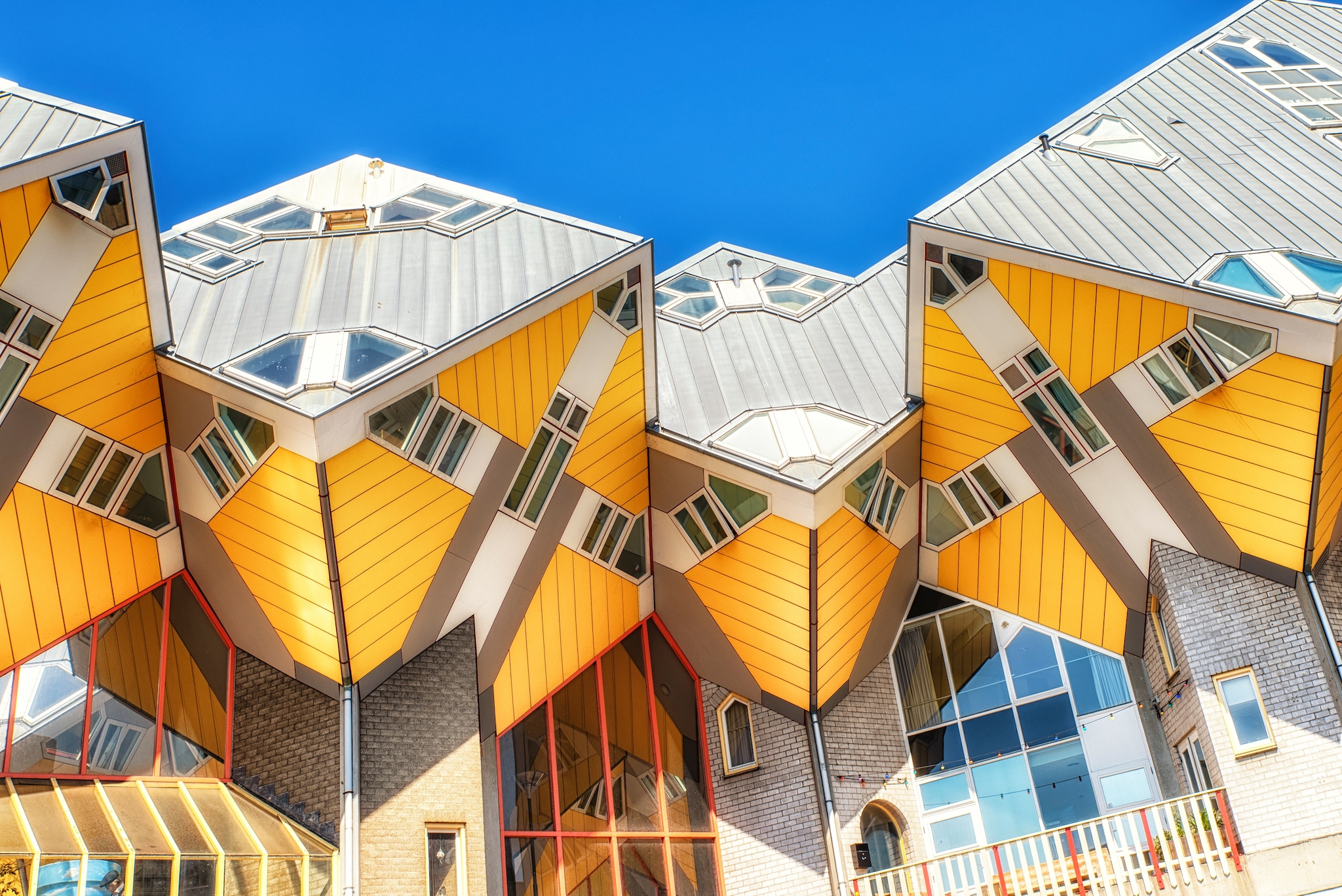 {"metadata_en_GB":{"alt-text":"Yellow cubic houses in Rotterdam, The Netherlands. The \"kubuswoningen\" in Rotterdam are a tourist attraction.; Shutterstock ID 2494981677; purchase_order: -; job: -; client: -; other: -"}}