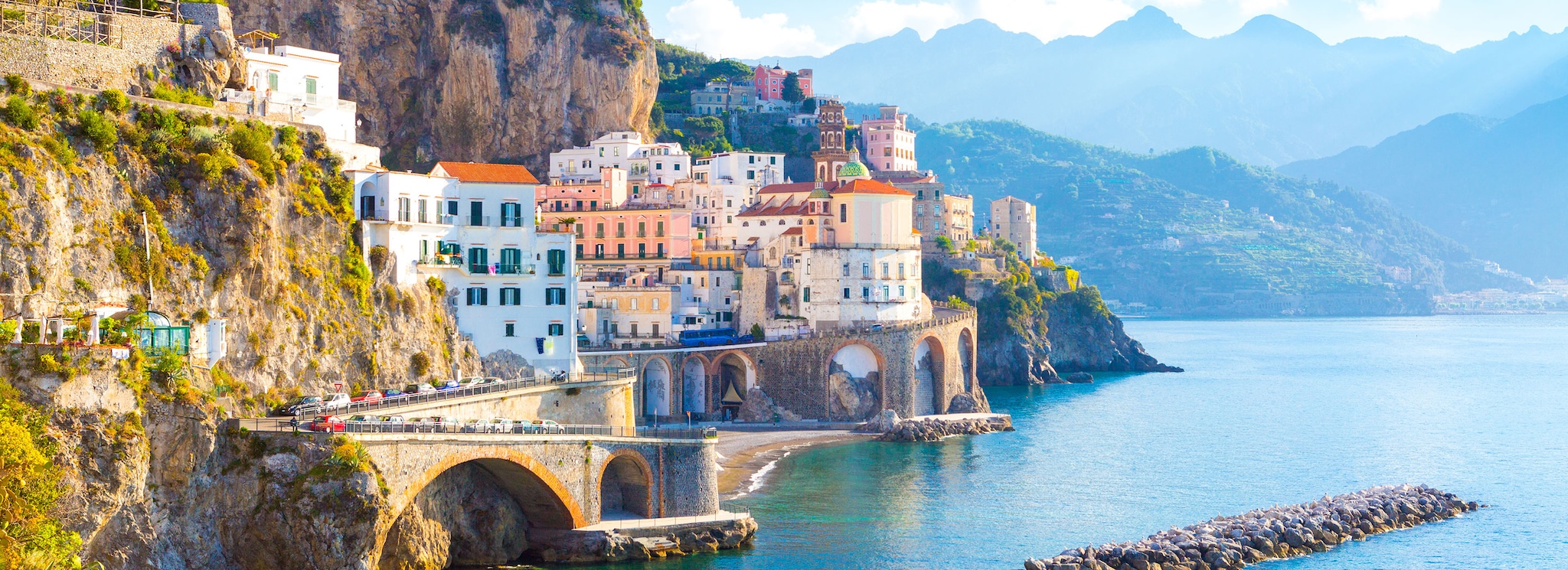 {"metadata_en_GB":{"alt-text":"Naples by the sea"},"metadata_en_AU":{"alt-text":"Naples by the sea"}}