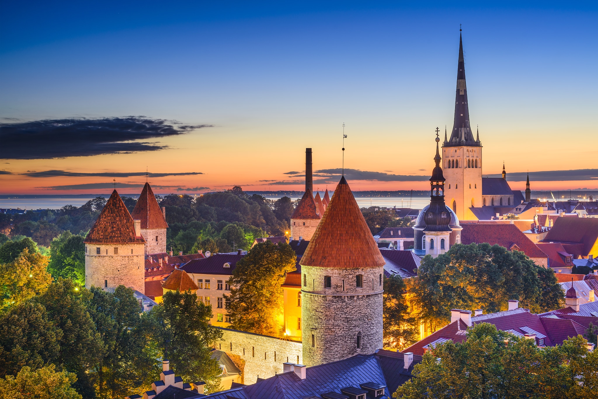 {"metadata_en_GB":{"alt-text":"tallinn lit up at night"},"metadata_en_AU":{"alt-text":"tallinn lit up at night"}}