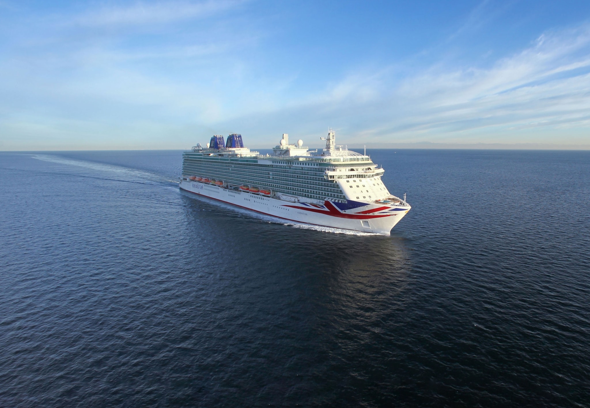 {"metadata_en_GB":{"alt-text":"P&O Cruise ship Britannia at sea"},"metadata_en_AU":{"alt-text":"P&O Cruise ship Britannia at sea"}}